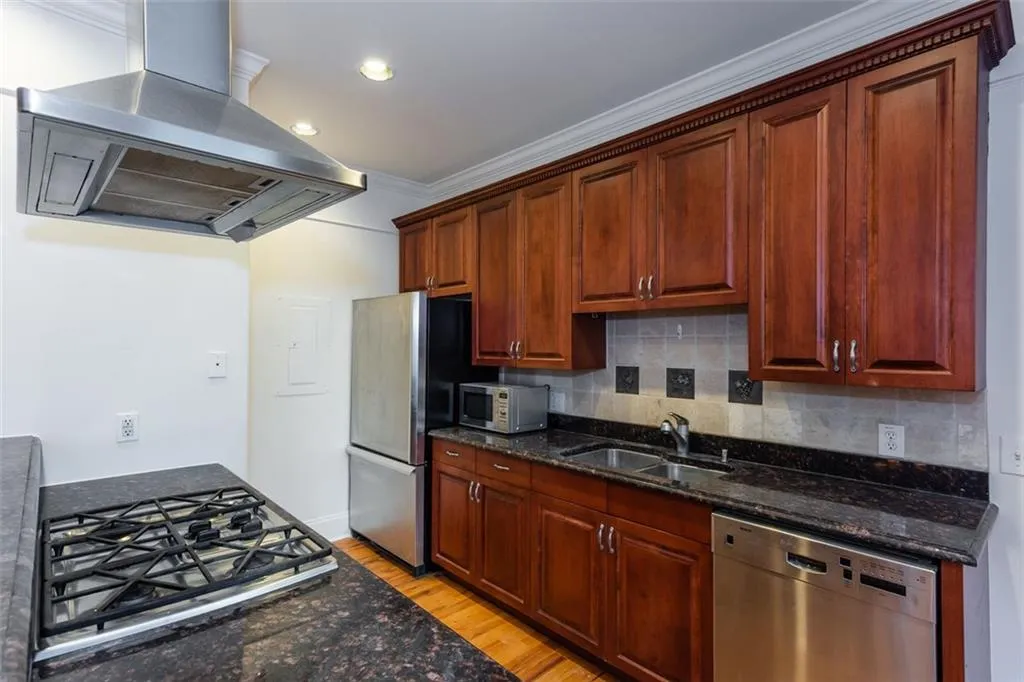 259 14th Street Ne Unit 104, Atlanta, Georgia 30309, 2 Bedrooms Bedrooms, ,2 BathroomsBathrooms,Residential,For Sale,259 14th Street Ne Unit 104,7646002