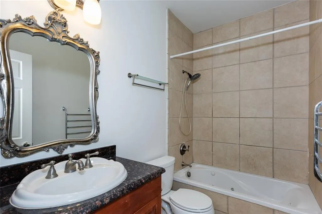 259 14th Street Ne Unit 104, Atlanta, Georgia 30309, 2 Bedrooms Bedrooms, ,2 BathroomsBathrooms,Residential,For Sale,259 14th Street Ne Unit 104,7646002