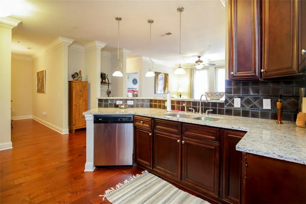 901 Abernathy Road Unit 6180, Sandy Springs, Georgia 30328, 2 Bedrooms Bedrooms, ,2 BathroomsBathrooms,Residential,Sold,901 Abernathy Road Unit 6180,5638555