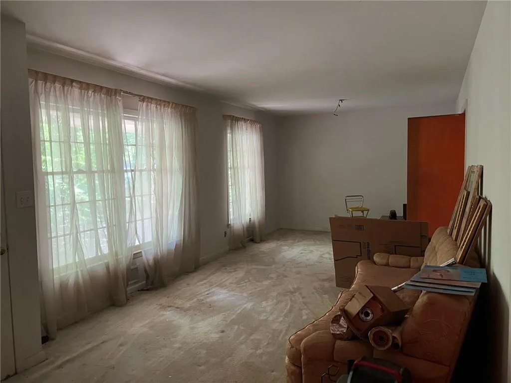 85 Bonnie Lane, Atlanta, Georgia 30328, 4 Bedrooms Bedrooms, ,3 BathroomsBathrooms,Residential,Sold,85 Bonnie Lane,7051967