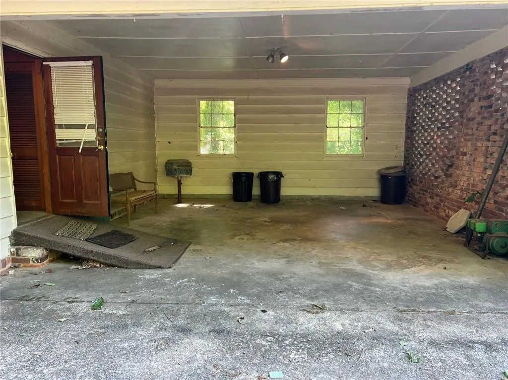 85 Bonnie Lane, Atlanta, Georgia 30328, 4 Bedrooms Bedrooms, ,3 BathroomsBathrooms,Residential,Sold,85 Bonnie Lane,7051967