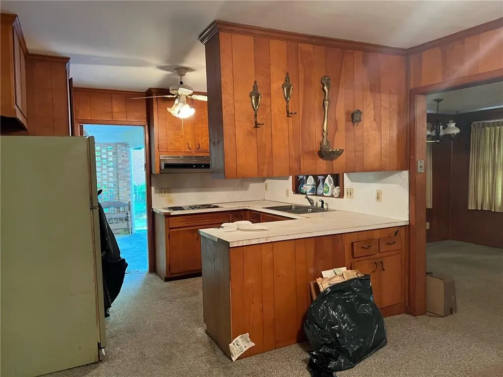 85 Bonnie Lane, Atlanta, Georgia 30328, 4 Bedrooms Bedrooms, ,3 BathroomsBathrooms,Residential,Sold,85 Bonnie Lane,7051967