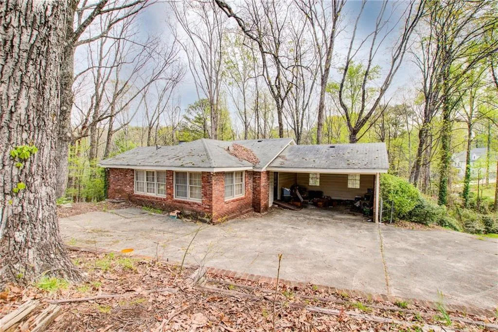 85 Bonnie Lane, Atlanta, Georgia 30328, 4 Bedrooms Bedrooms, ,3 BathroomsBathrooms,Residential,Sold,85 Bonnie Lane,7051967