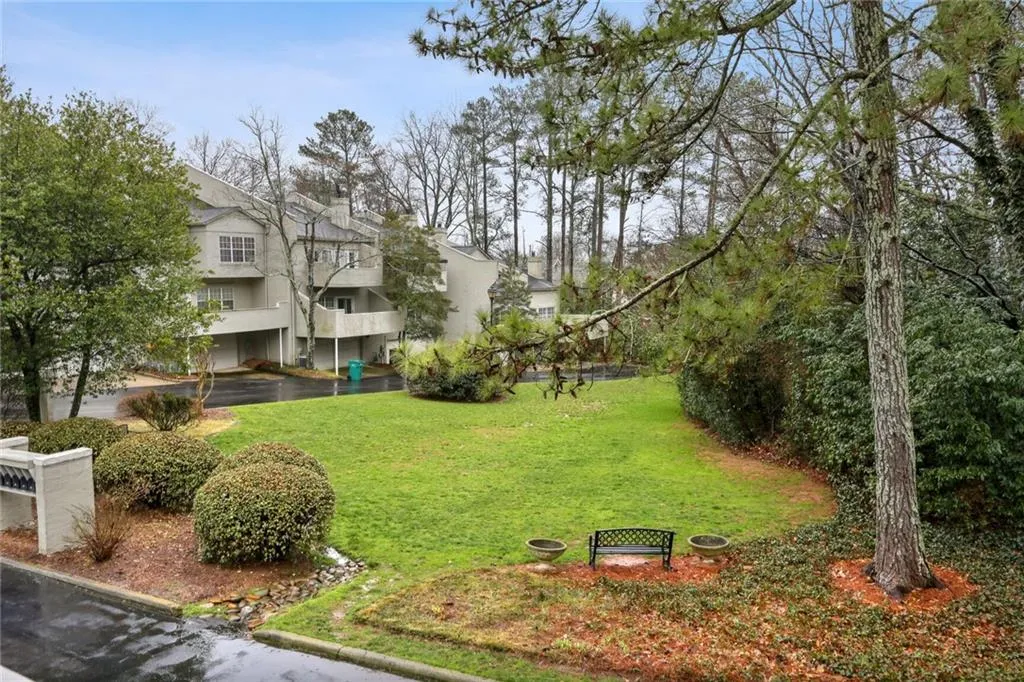 5996 Mitchell Road Nw Unit 15, Sandy Springs, Georgia 30328, 3 Bedrooms Bedrooms, ,3 BathroomsBathrooms,Residential,Sold,5996 Mitchell Road Nw Unit 15,7171537