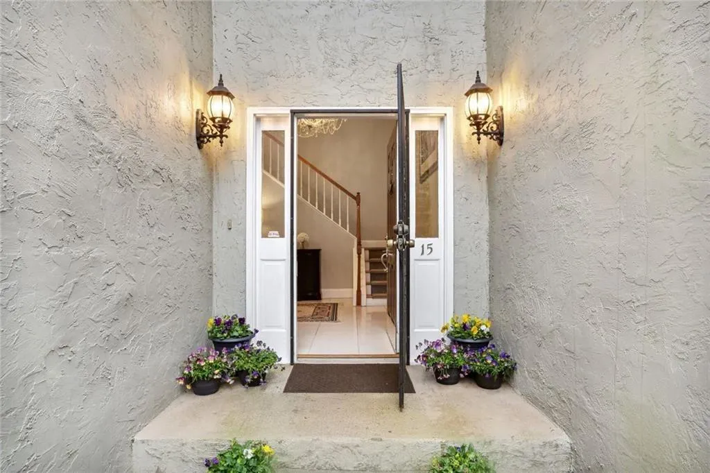 5996 Mitchell Road Nw Unit 15, Sandy Springs, Georgia 30328, 3 Bedrooms Bedrooms, ,3 BathroomsBathrooms,Residential,Sold,5996 Mitchell Road Nw Unit 15,7171537