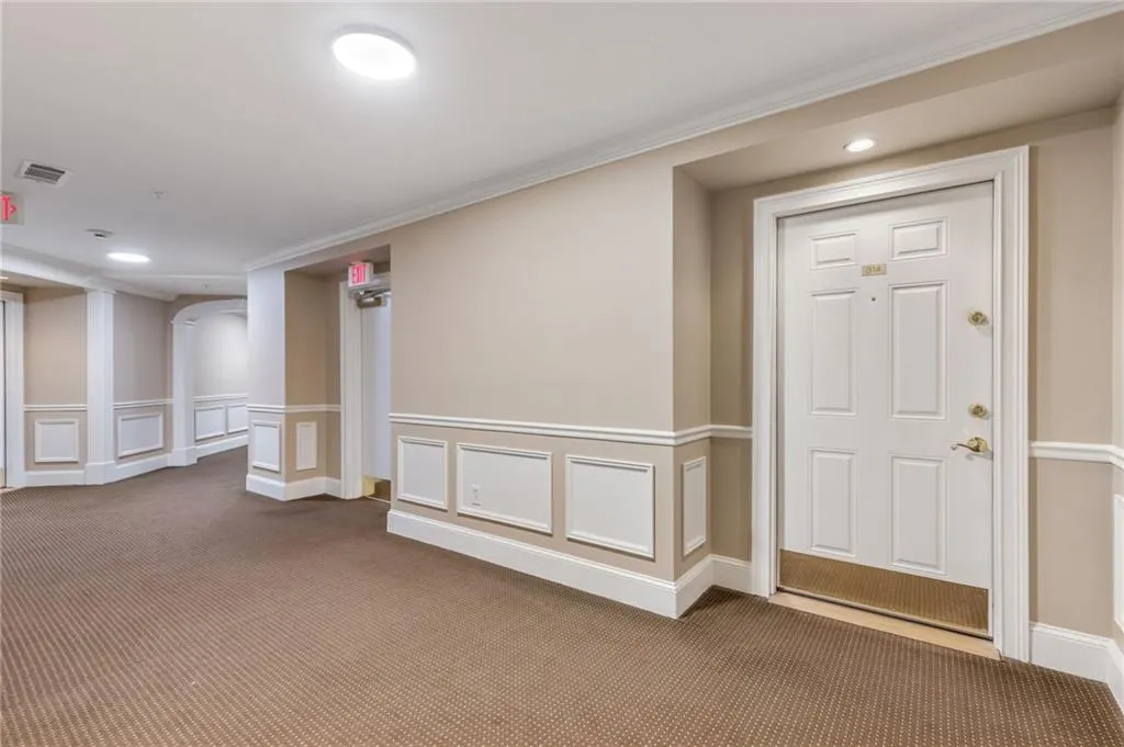 3275 Lenox Road Ne Unit 314, Atlanta, Georgia 30324, 2 Bedrooms Bedrooms, 0 ,1 BathroomBathrooms,Residential,For Sale,3275 Lenox Road Ne Unit 314,7737403