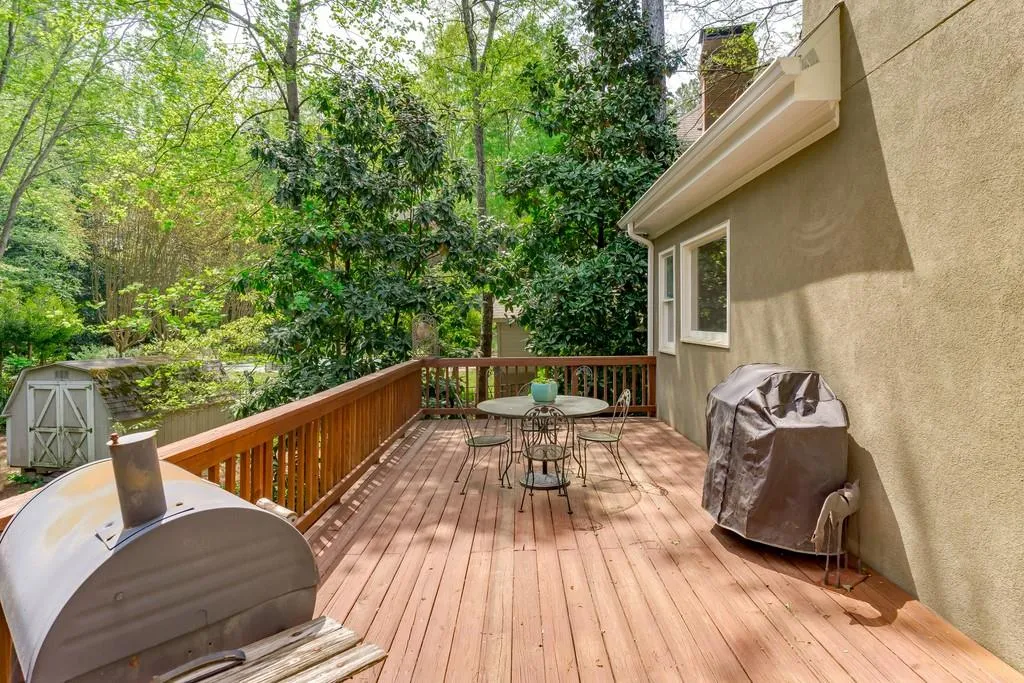 7465 Stoneykirk Close, Sandy Springs, Georgia 30350, 6 Bedrooms Bedrooms, ,4 BathroomsBathrooms,Residential,Sold,7465 Stoneykirk Close,6108790