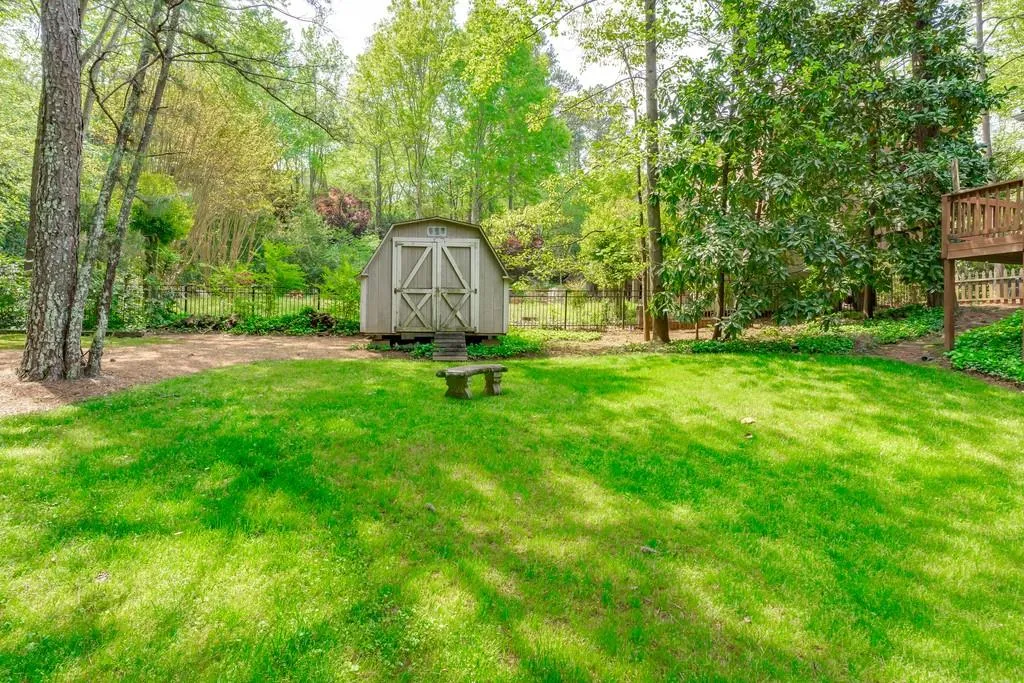 7465 Stoneykirk Close, Sandy Springs, Georgia 30350, 6 Bedrooms Bedrooms, ,4 BathroomsBathrooms,Residential,Sold,7465 Stoneykirk Close,6108790