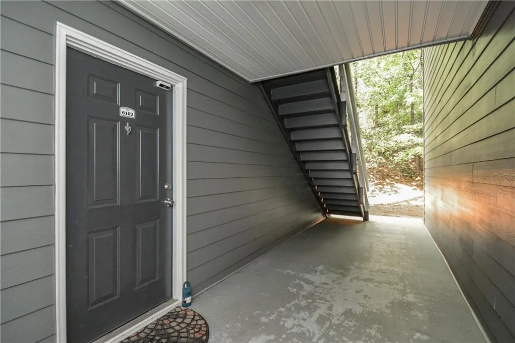 6102 Santa Fe Parkway, Sandy Springs, Georgia 30350, 3 Bedrooms Bedrooms, ,2 BathroomsBathrooms,Residential,Sold,6102 Santa Fe Parkway,6603365