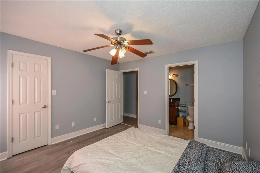 6102 Santa Fe Parkway, Sandy Springs, Georgia 30350, 3 Bedrooms Bedrooms, ,2 BathroomsBathrooms,Residential,Sold,6102 Santa Fe Parkway,6603365