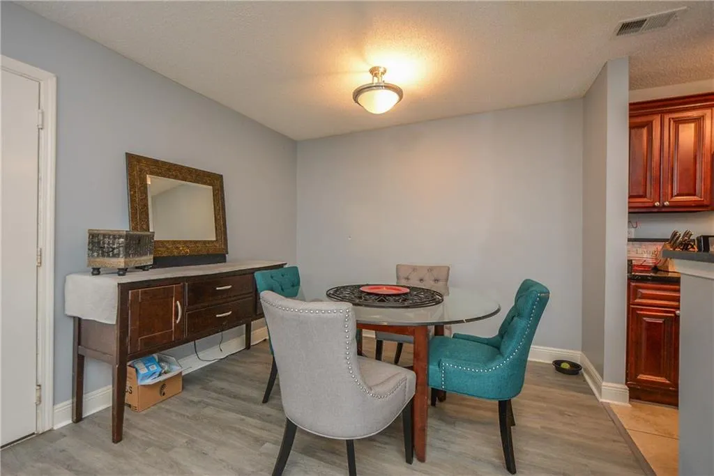 6102 Santa Fe Parkway, Sandy Springs, Georgia 30350, 3 Bedrooms Bedrooms, ,2 BathroomsBathrooms,Residential,Sold,6102 Santa Fe Parkway,6603365