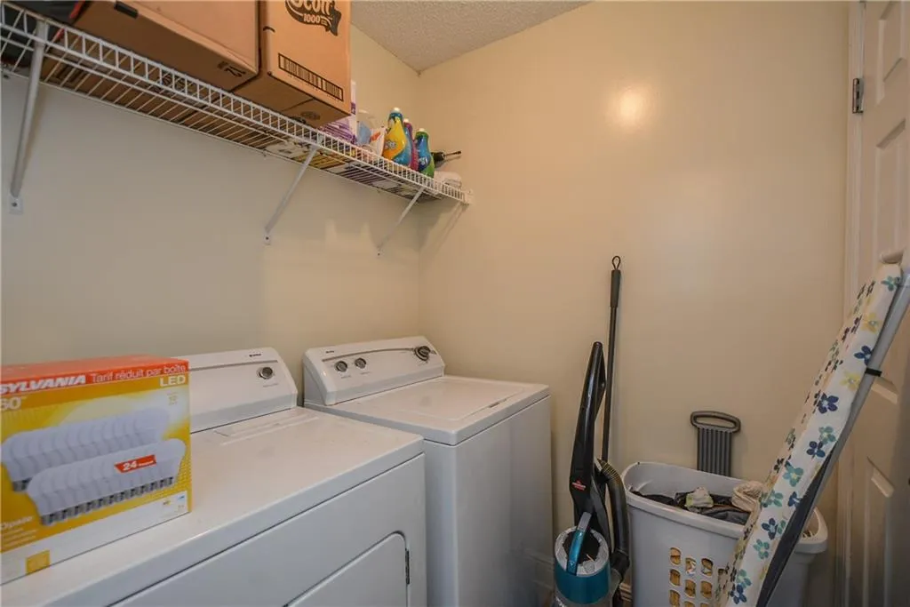 6102 Santa Fe Parkway, Sandy Springs, Georgia 30350, 3 Bedrooms Bedrooms, ,2 BathroomsBathrooms,Residential,Sold,6102 Santa Fe Parkway,6603365