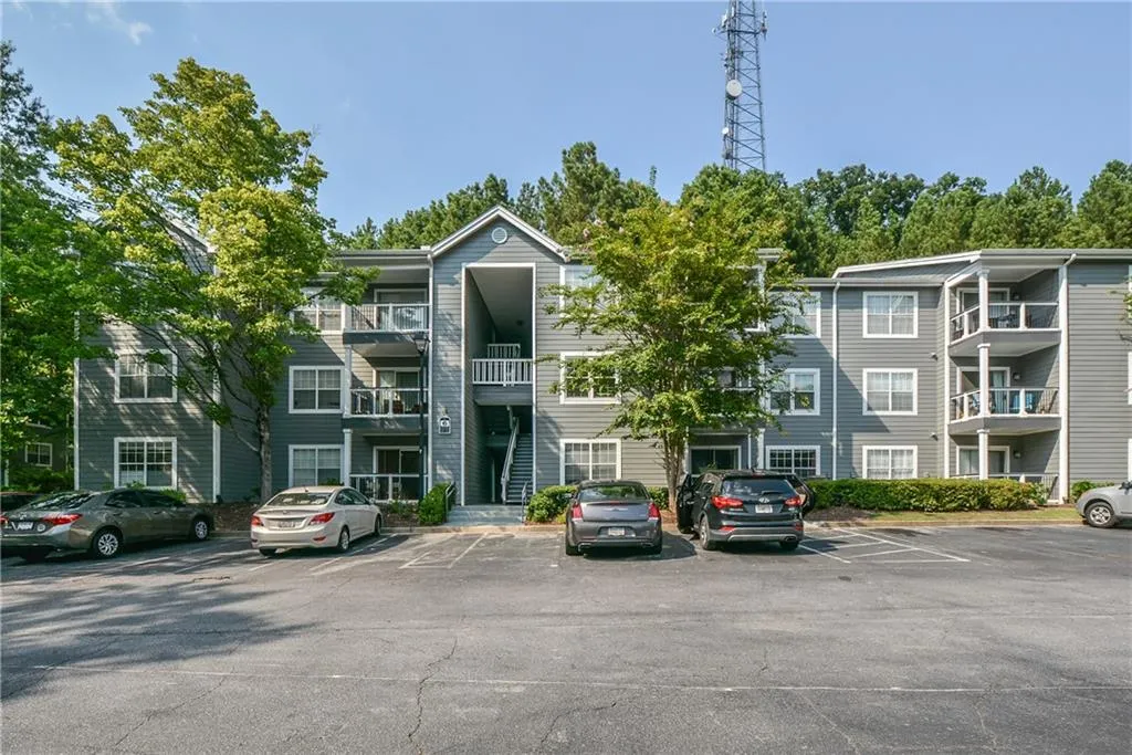 6102 Santa Fe Parkway, Sandy Springs, Georgia 30350, 3 Bedrooms Bedrooms, ,2 BathroomsBathrooms,Residential,Sold,6102 Santa Fe Parkway,6603365