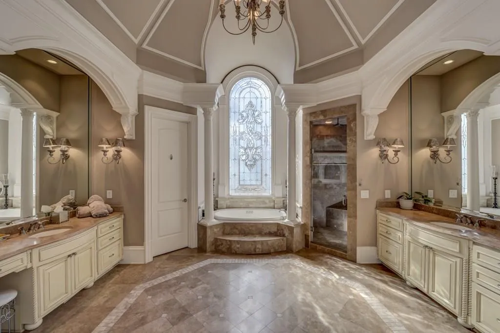 995 Heards Ferry Road, Sandy Springs, Georgia 30328, 5 Bedrooms Bedrooms, ,6 BathroomsBathrooms,Residential,Sold,995 Heards Ferry Road,5810193