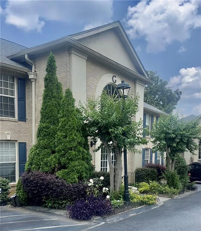 750 Dalrymple Road Unit G3, Atlanta, Georgia 30328, 3 Bedrooms Bedrooms, ,2 BathroomsBathrooms,Residential,For Sale,750 Dalrymple Road Unit G3,7568747
