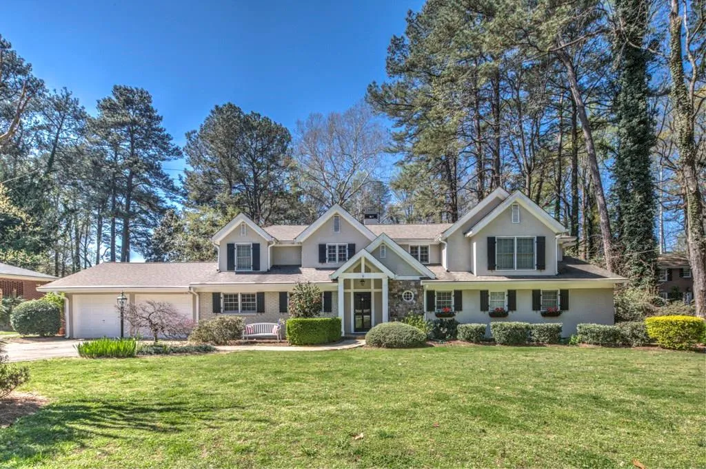 2070 Brookview Drive Nw, Atlanta, Georgia 30318, 4 Bedrooms Bedrooms, ,5 BathroomsBathrooms,Residential,Sold,2070 Brookview Drive Nw,5697232