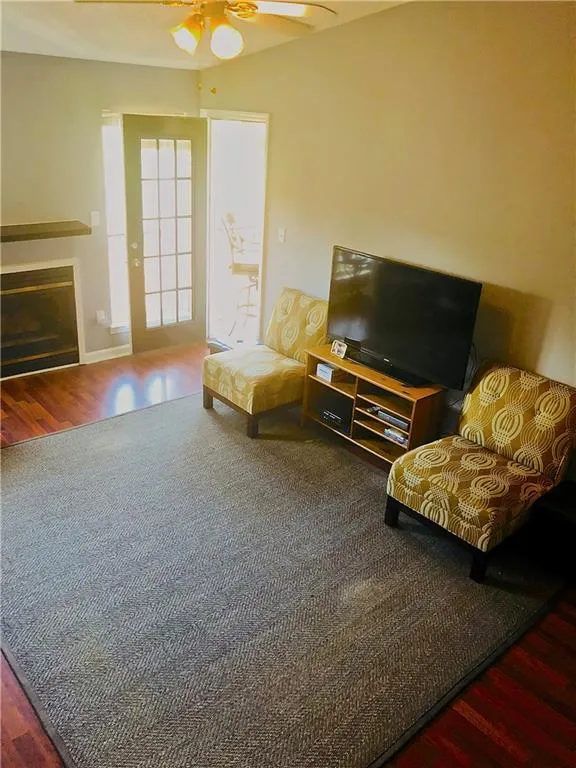 212 Granville Court, Atlanta, Georgia 30328, 1 Bedroom Bedrooms, ,1 BathroomBathrooms,Residential,Sold,212 Granville Court,6091122