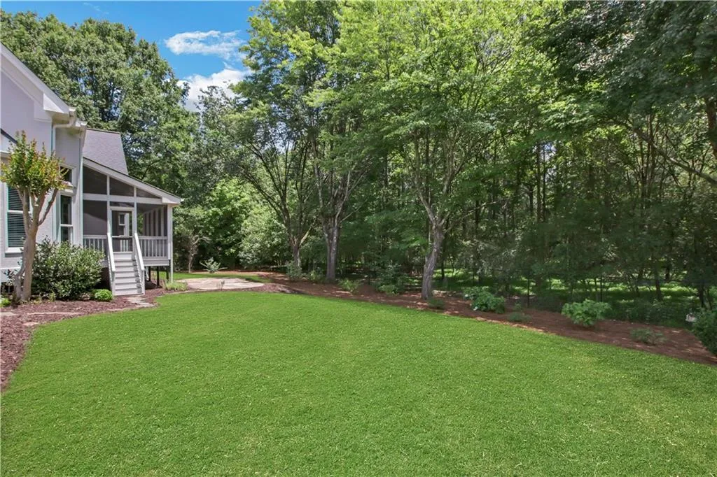 620 Avignon Court, Sandy Springs, Georgia 30350, 4 Bedrooms Bedrooms, ,3 BathroomsBathrooms,Residential,Sold,620 Avignon Court,7224024