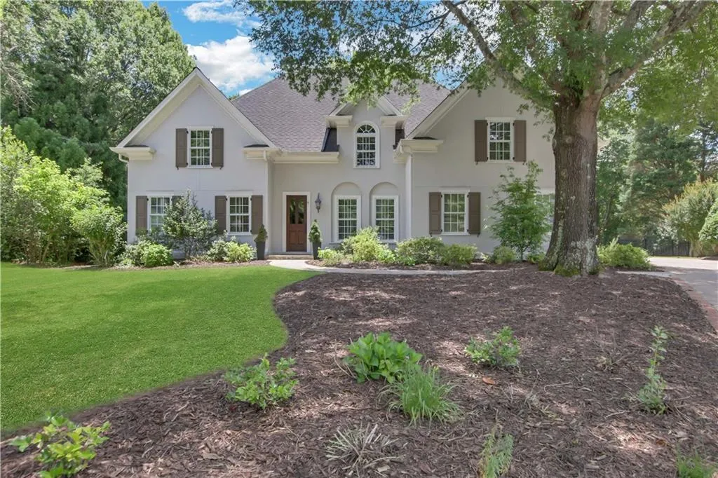 620 Avignon Court, Sandy Springs, Georgia 30350, 4 Bedrooms Bedrooms, ,3 BathroomsBathrooms,Residential,Sold,620 Avignon Court,7224024