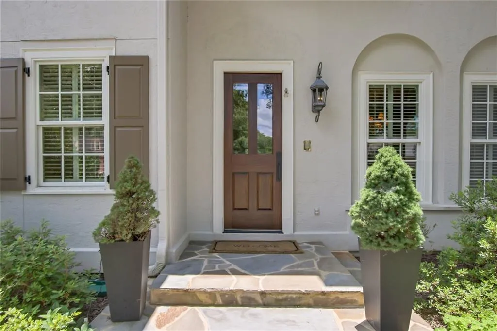 620 Avignon Court, Sandy Springs, Georgia 30350, 4 Bedrooms Bedrooms, ,3 BathroomsBathrooms,Residential,Sold,620 Avignon Court,7224024