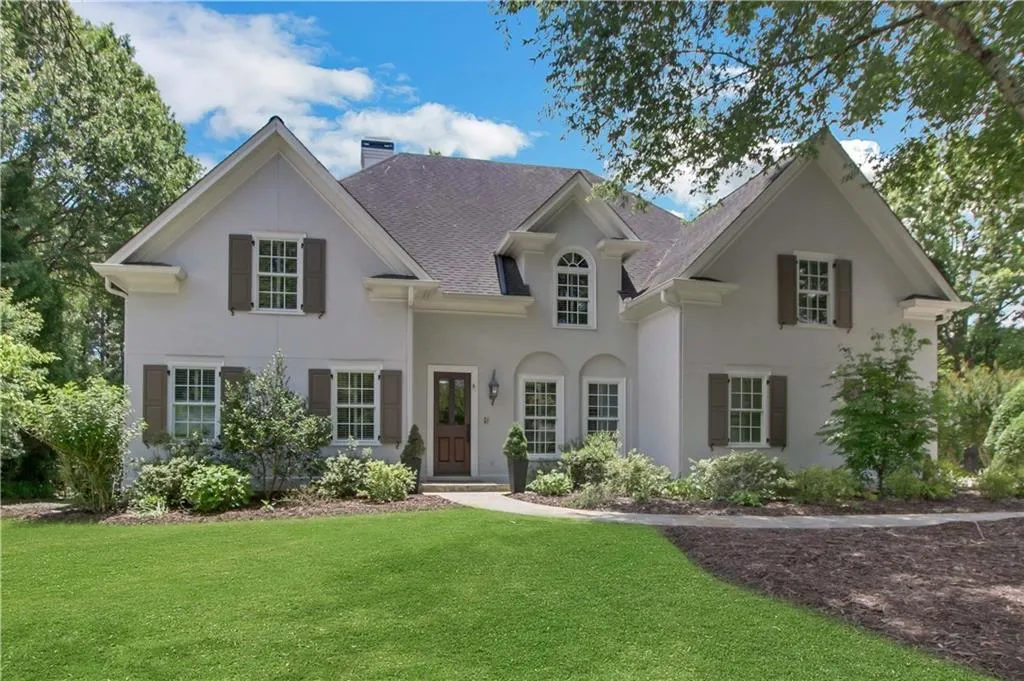 620 Avignon Court, Sandy Springs, Georgia 30350, 4 Bedrooms Bedrooms, ,3 BathroomsBathrooms,Residential,Sold,620 Avignon Court,7224024