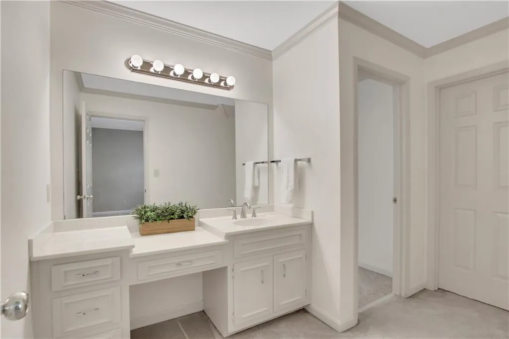 620 Avignon Court, Sandy Springs, Georgia 30350, 4 Bedrooms Bedrooms, ,3 BathroomsBathrooms,Residential,Sold,620 Avignon Court,7224024