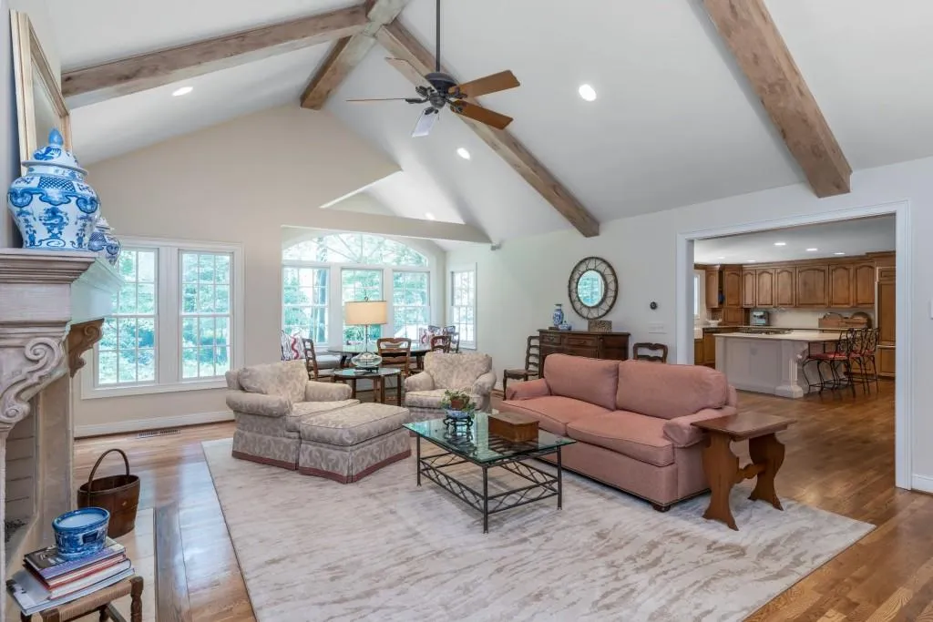 6990 Brandon Mill Road, Sandy Springs, Georgia 30328, 4 Bedrooms Bedrooms, ,3 BathroomsBathrooms,Residential,Sold,6990 Brandon Mill Road,6763248