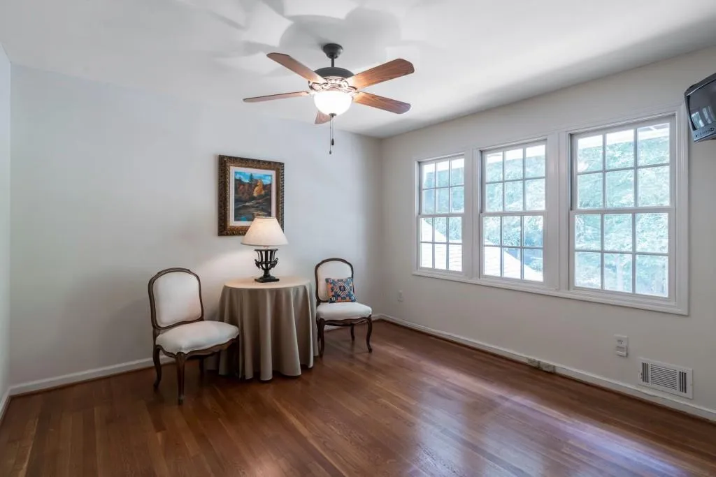 6990 Brandon Mill Road, Sandy Springs, Georgia 30328, 4 Bedrooms Bedrooms, ,3 BathroomsBathrooms,Residential,Sold,6990 Brandon Mill Road,6763248