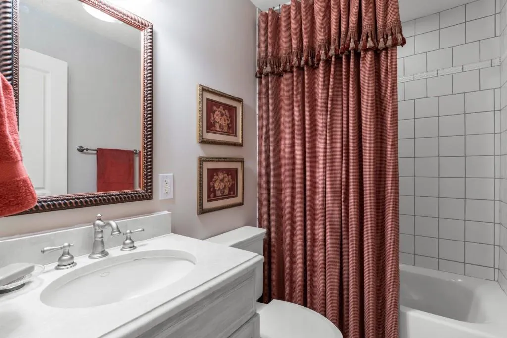 6990 Brandon Mill Road, Sandy Springs, Georgia 30328, 4 Bedrooms Bedrooms, ,3 BathroomsBathrooms,Residential,Sold,6990 Brandon Mill Road,6763248