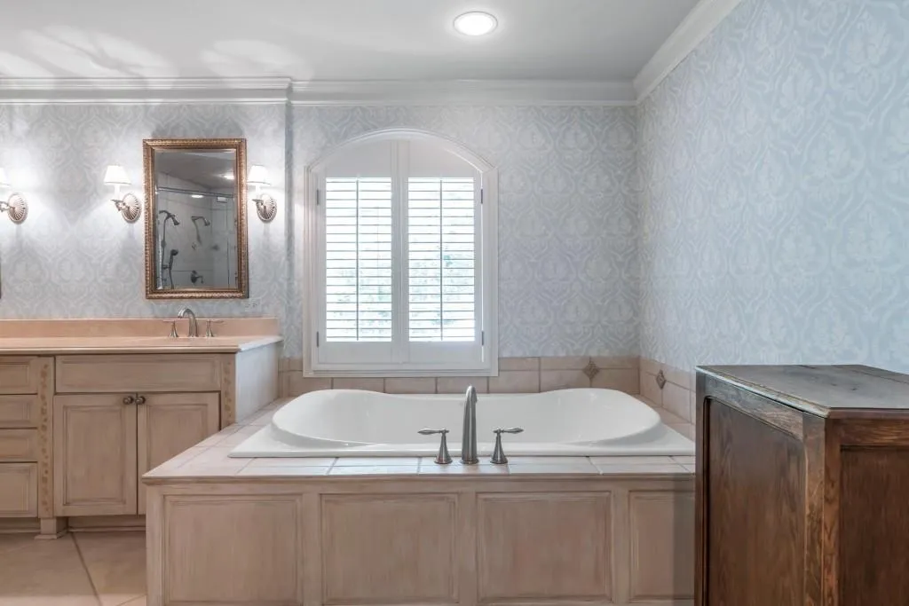 6990 Brandon Mill Road, Sandy Springs, Georgia 30328, 4 Bedrooms Bedrooms, ,3 BathroomsBathrooms,Residential,Sold,6990 Brandon Mill Road,6763248