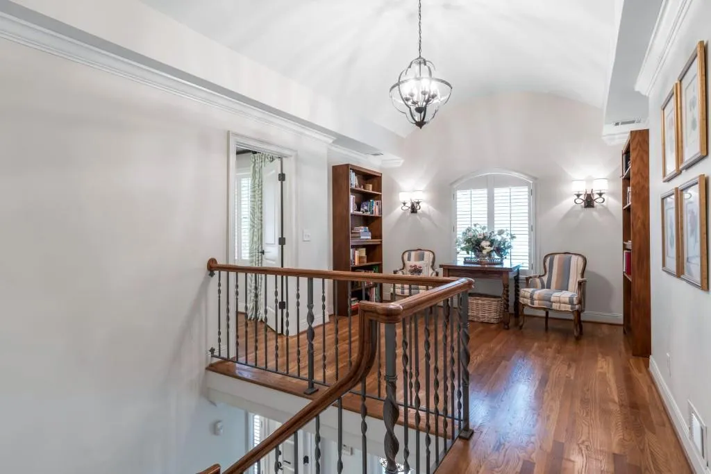 6990 Brandon Mill Road, Sandy Springs, Georgia 30328, 4 Bedrooms Bedrooms, ,3 BathroomsBathrooms,Residential,Sold,6990 Brandon Mill Road,6763248