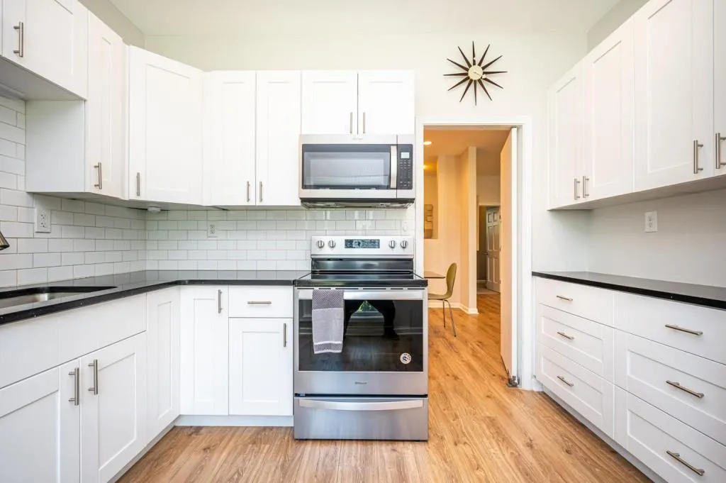 5405 Chemin De Vie Unit 5405, Atlanta, Georgia 30342, 2 Bedrooms Bedrooms, ,2 BathroomsBathrooms,Residential,Sold,5405 Chemin De Vie Unit 5405,6884691