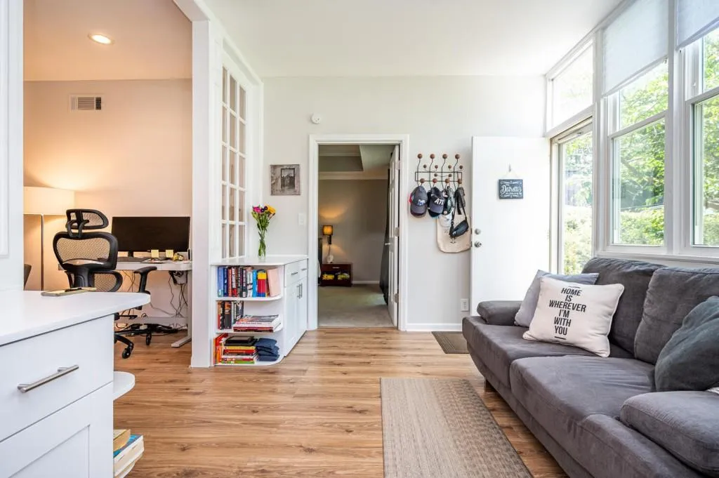 5405 Chemin De Vie Unit 5405, Atlanta, Georgia 30342, 2 Bedrooms Bedrooms, ,2 BathroomsBathrooms,Residential,Sold,5405 Chemin De Vie Unit 5405,6884691