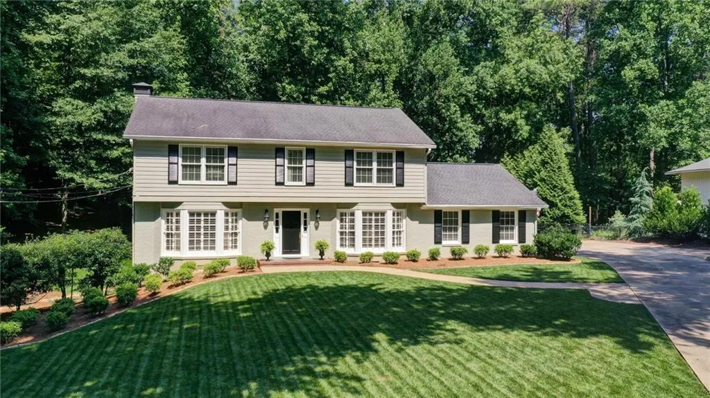 6358 Mountain Brook Way, Sandy Springs, Georgia 30328, 4 Bedrooms Bedrooms, ,2 BathroomsBathrooms,Residential,Sold,6358 Mountain Brook Way,6900049