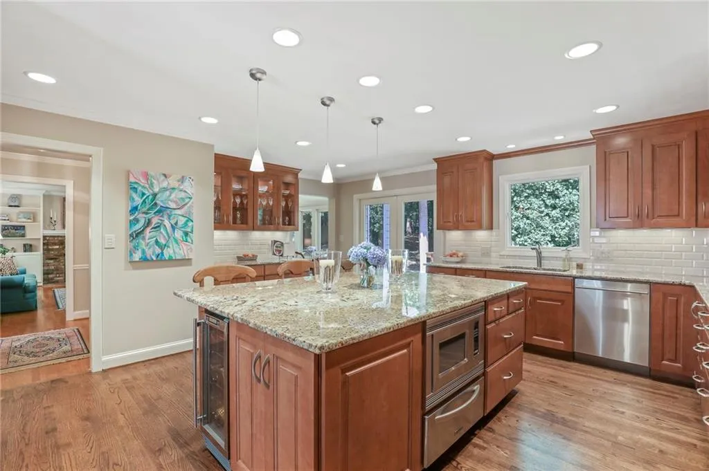 6358 Mountain Brook Way, Sandy Springs, Georgia 30328, 4 Bedrooms Bedrooms, ,2 BathroomsBathrooms,Residential,Sold,6358 Mountain Brook Way,6900049