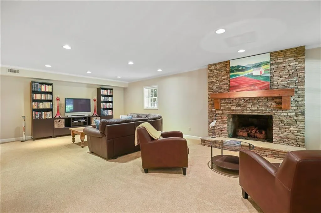 6358 Mountain Brook Way, Sandy Springs, Georgia 30328, 4 Bedrooms Bedrooms, ,2 BathroomsBathrooms,Residential,Sold,6358 Mountain Brook Way,6900049