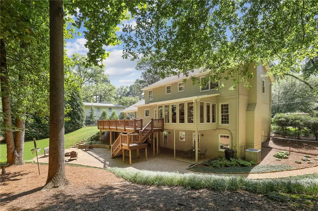 6358 Mountain Brook Way, Sandy Springs, Georgia 30328, 4 Bedrooms Bedrooms, ,2 BathroomsBathrooms,Residential,Sold,6358 Mountain Brook Way,6900049