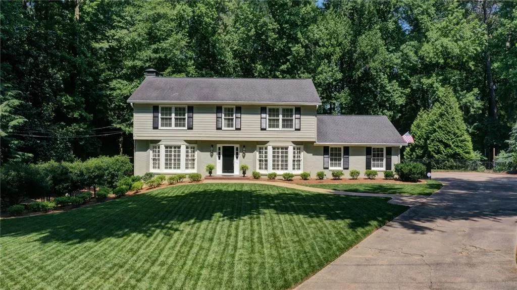 6358 Mountain Brook Way, Sandy Springs, Georgia 30328, 4 Bedrooms Bedrooms, ,2 BathroomsBathrooms,Residential,Sold,6358 Mountain Brook Way,6900049