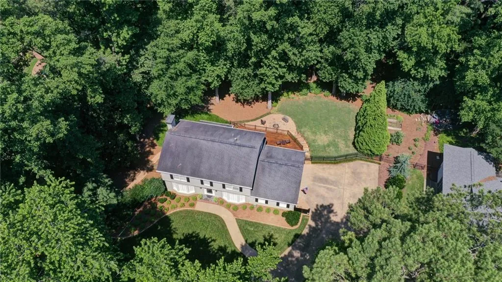 6358 Mountain Brook Way, Sandy Springs, Georgia 30328, 4 Bedrooms Bedrooms, ,2 BathroomsBathrooms,Residential,Sold,6358 Mountain Brook Way,6900049