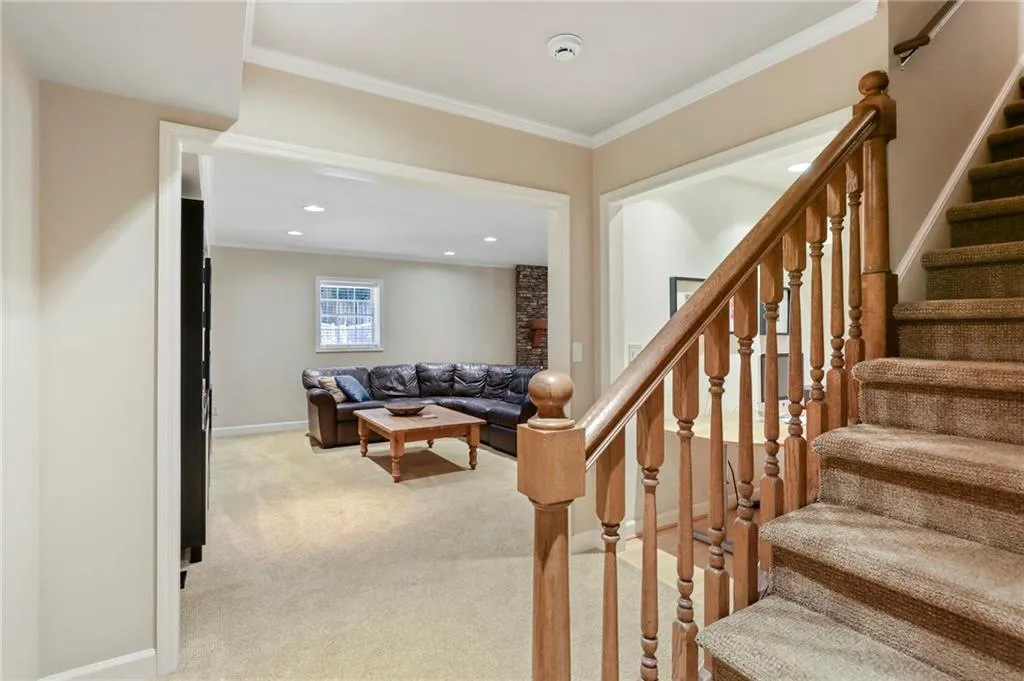 6358 Mountain Brook Way, Sandy Springs, Georgia 30328, 4 Bedrooms Bedrooms, ,2 BathroomsBathrooms,Residential,Sold,6358 Mountain Brook Way,6900049