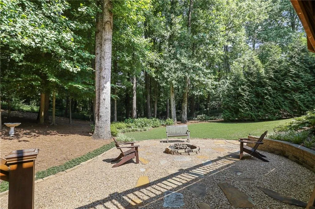6358 Mountain Brook Way, Sandy Springs, Georgia 30328, 4 Bedrooms Bedrooms, ,2 BathroomsBathrooms,Residential,Sold,6358 Mountain Brook Way,6900049