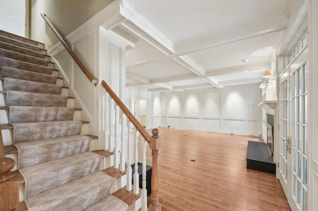 2030 Old Dominion Road, Sandy Springs, Georgia 30350, 5 Bedrooms Bedrooms, ,4 BathroomsBathrooms,Residential,Sold,2030 Old Dominion Road,7469811