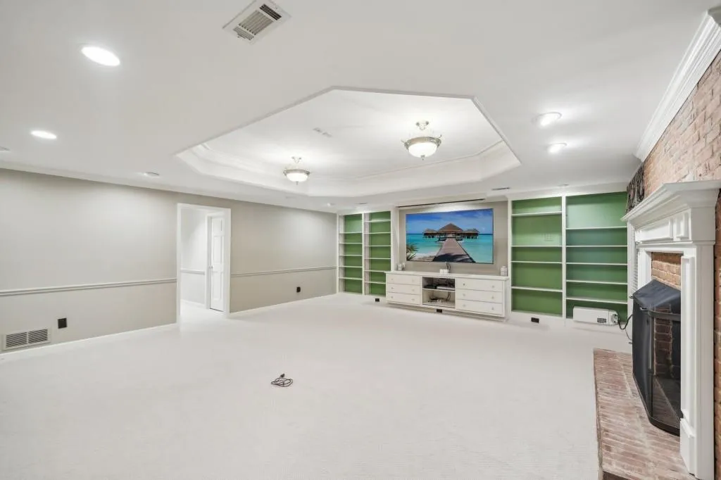 2030 Old Dominion Road, Sandy Springs, Georgia 30350, 5 Bedrooms Bedrooms, ,4 BathroomsBathrooms,Residential,Sold,2030 Old Dominion Road,7469811