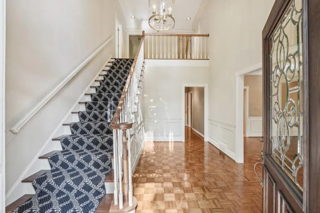 2030 Old Dominion Road, Sandy Springs, Georgia 30350, 5 Bedrooms Bedrooms, ,4 BathroomsBathrooms,Residential,Sold,2030 Old Dominion Road,7469811