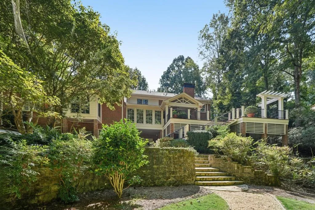 2030 Old Dominion Road, Sandy Springs, Georgia 30350, 5 Bedrooms Bedrooms, ,4 BathroomsBathrooms,Residential,Sold,2030 Old Dominion Road,7469811