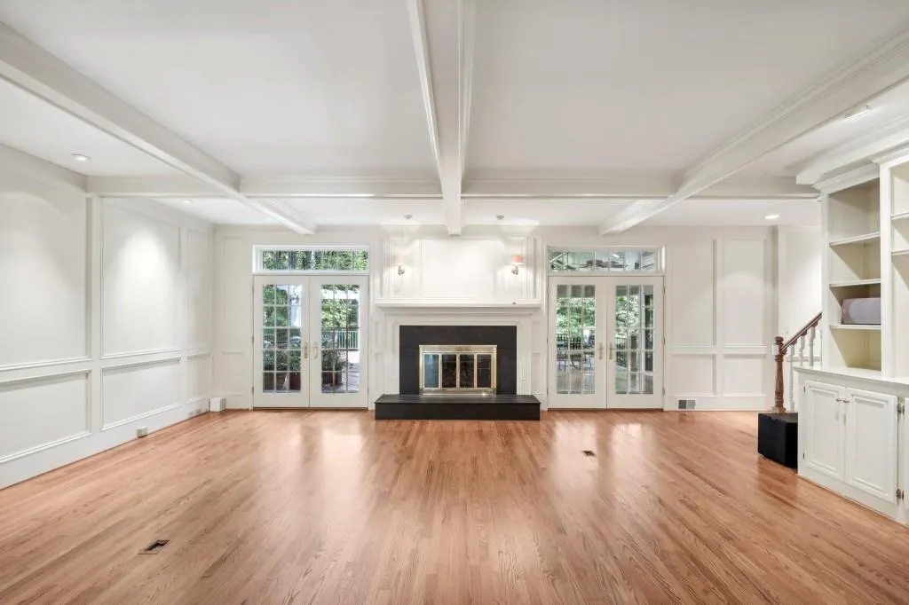 2030 Old Dominion Road, Sandy Springs, Georgia 30350, 5 Bedrooms Bedrooms, ,4 BathroomsBathrooms,Residential,Sold,2030 Old Dominion Road,7469811