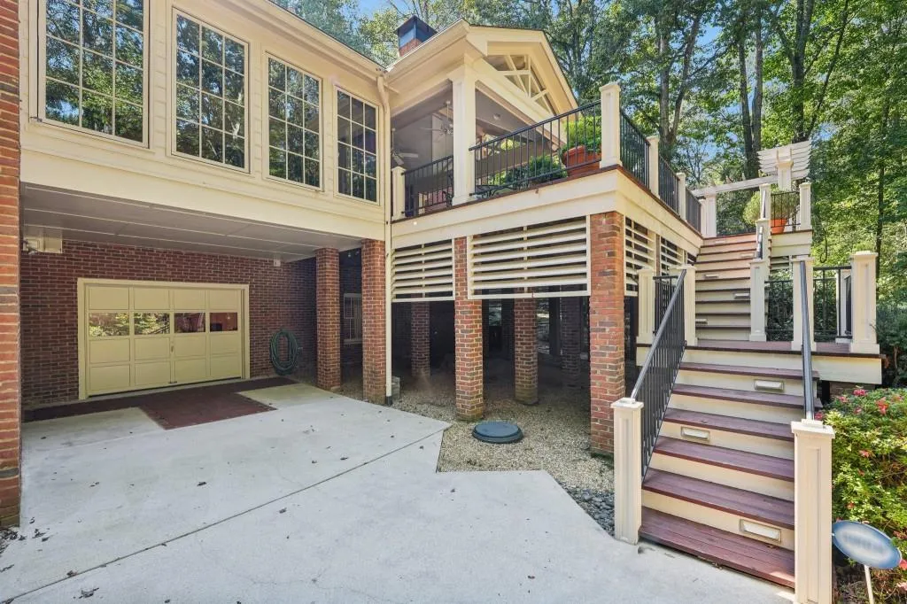 2030 Old Dominion Road, Sandy Springs, Georgia 30350, 5 Bedrooms Bedrooms, ,4 BathroomsBathrooms,Residential,Sold,2030 Old Dominion Road,7469811