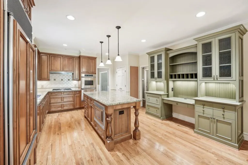 2030 Old Dominion Road, Sandy Springs, Georgia 30350, 5 Bedrooms Bedrooms, ,4 BathroomsBathrooms,Residential,Sold,2030 Old Dominion Road,7469811