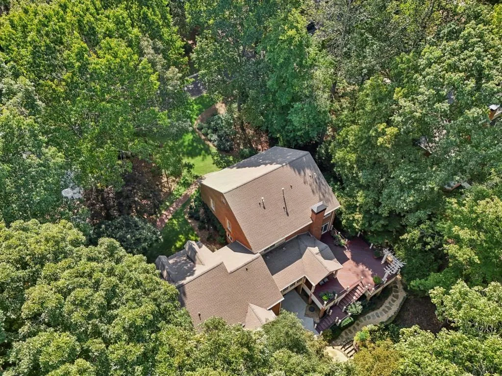 2030 Old Dominion Road, Sandy Springs, Georgia 30350, 5 Bedrooms Bedrooms, ,4 BathroomsBathrooms,Residential,Sold,2030 Old Dominion Road,7469811