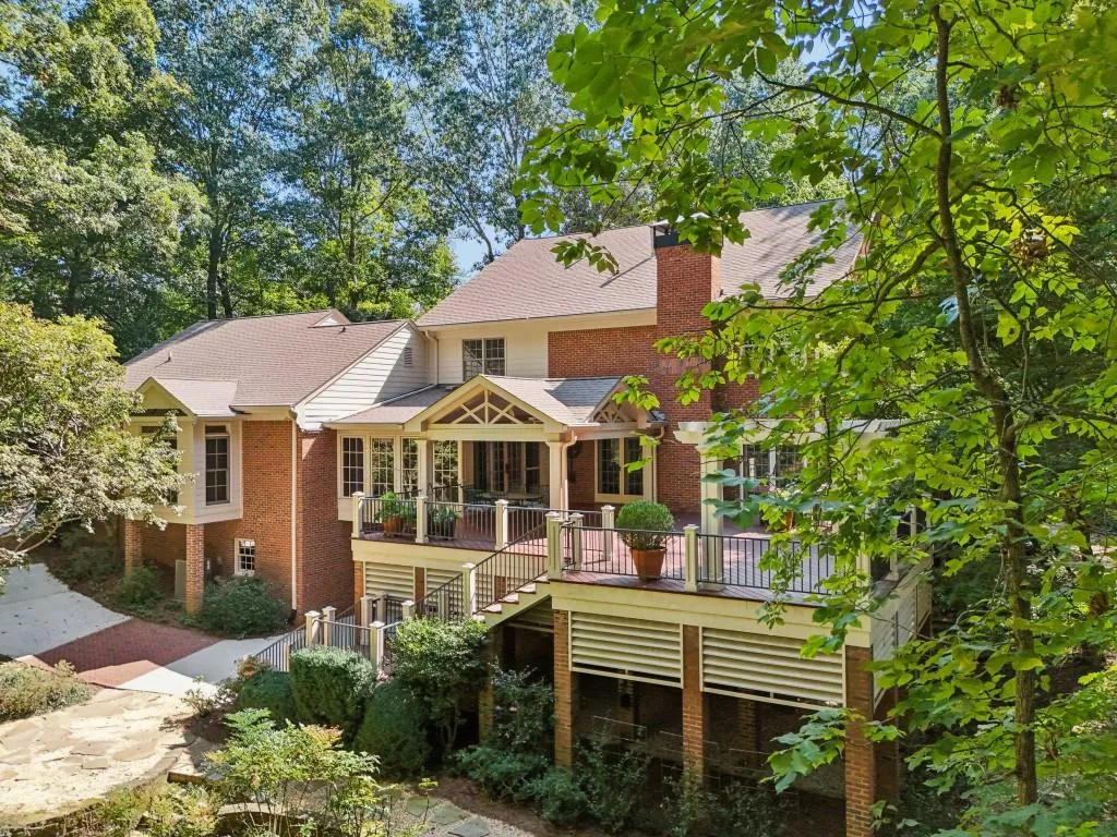 2030 Old Dominion Road, Sandy Springs, Georgia 30350, 5 Bedrooms Bedrooms, ,4 BathroomsBathrooms,Residential,Sold,2030 Old Dominion Road,7469811